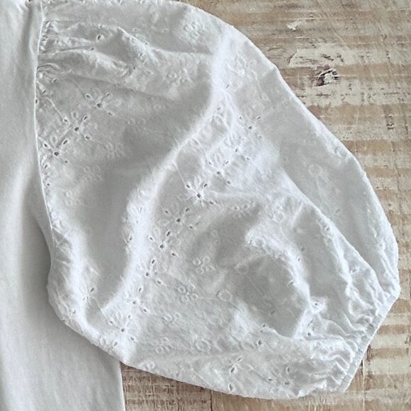 Zara Embroidered Ballon Eyelet Sleeve Cropped Top/T-Shirt White Size Small - Picture 7 of 7